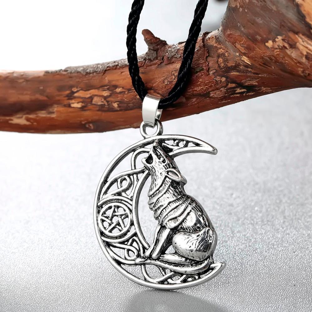 Pendentif Loup Croissant de Lune