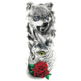 tattoo loup yeux bleu